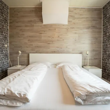 Les Citrinelles With Parking By Interhome