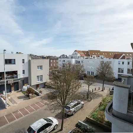 Casa de Férias Les Citrinelles With Parking By Interhome