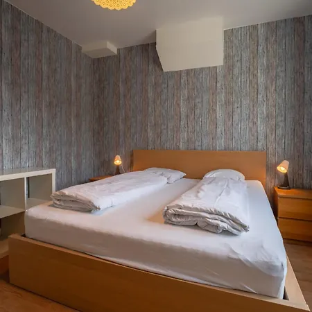 Les Citrinelles With Parking By Interhome